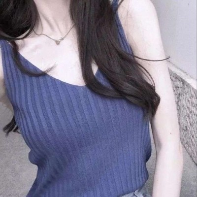 不露脸女生头像:我是自己不开心的,怨不得别人!