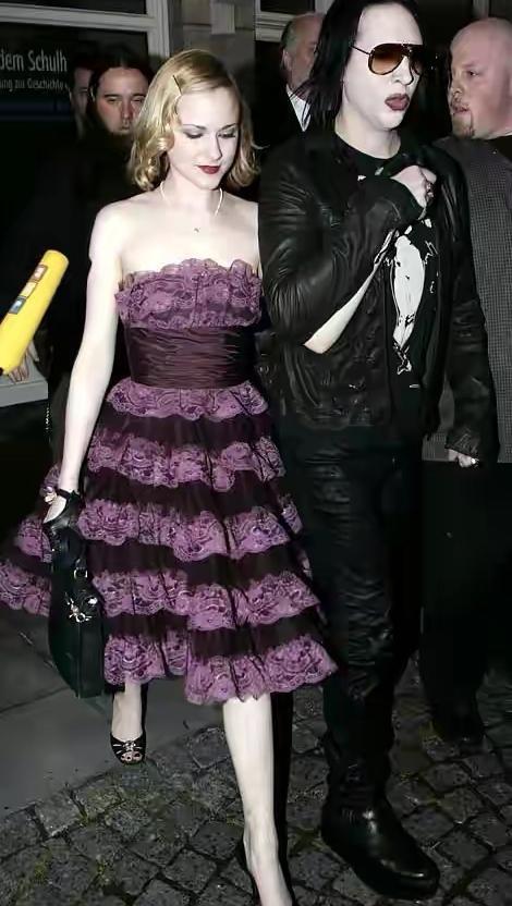 美国摇滚乐icon玛丽莲·曼森深受原生家庭影响,举止怪异现被前女友