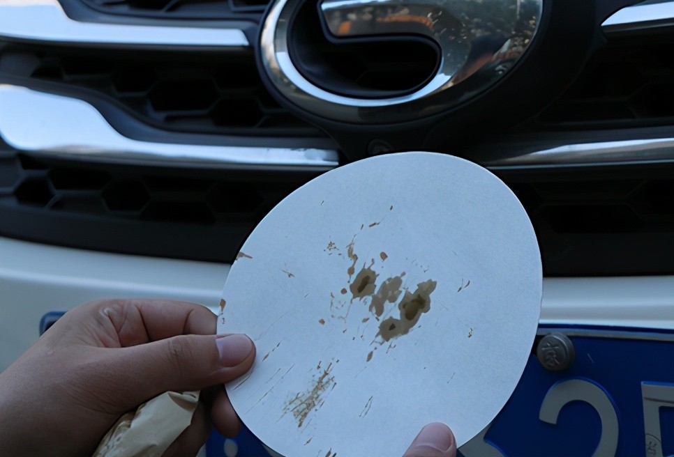 何时更换机油?一张滤纸为您解答!