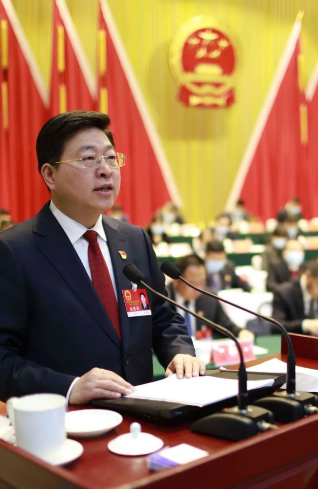 新郑市五届人大六次会议开幕