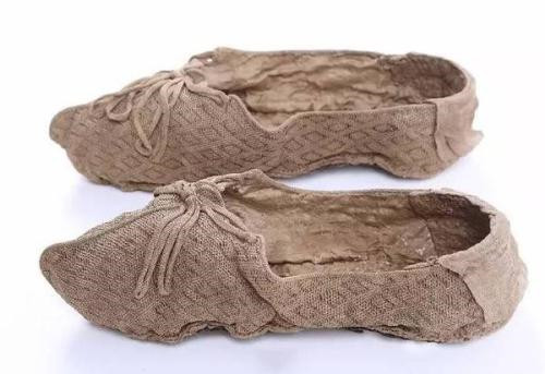 浙江出土宋代古墓刚挖一半一老汉拿着族谱赶来这是我家祖坟