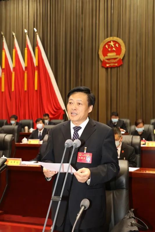 彬州市第一届人民代表大会第四次会议开幕