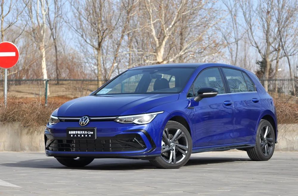 经典与潮流共舞试驾第八代高尔夫