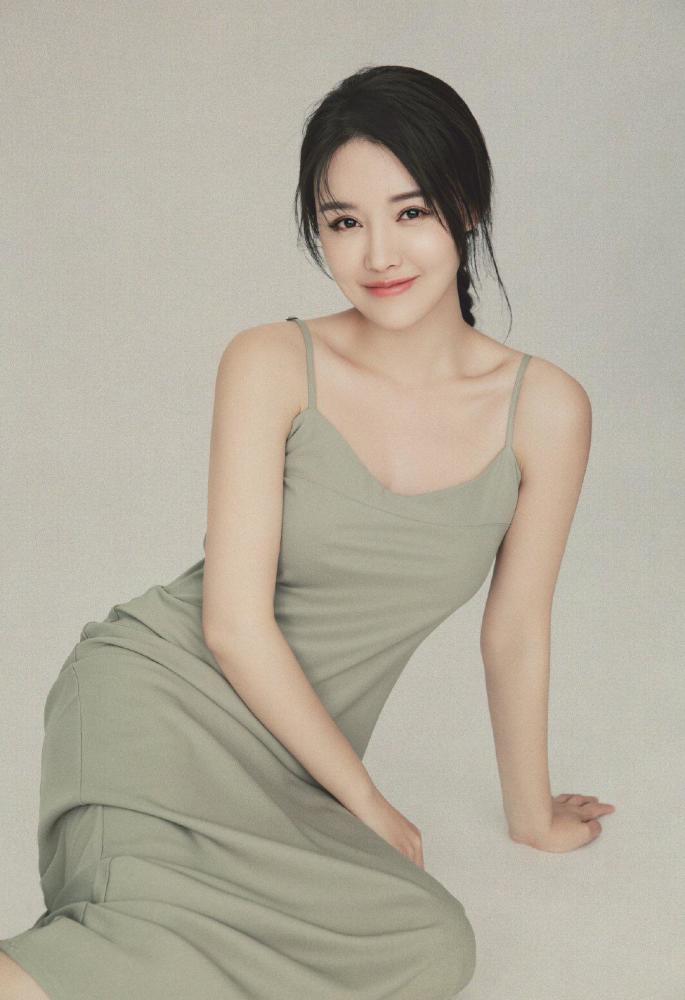 演员高溜整容鼻尖坏死!