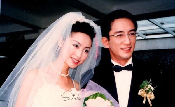 更是被爆与丈夫林文龙双双出轨,涉及的艺人有张智霖,李克勤,董维嘉
