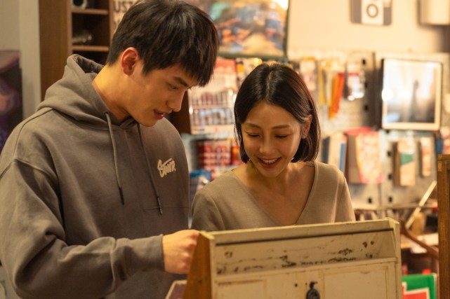 持修金曲新人加持后最新创作用破碎的心修好破碎的心