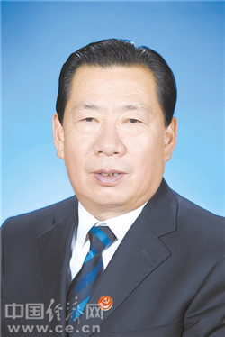 高华辞去青海省人大常委会副主任职务图简历