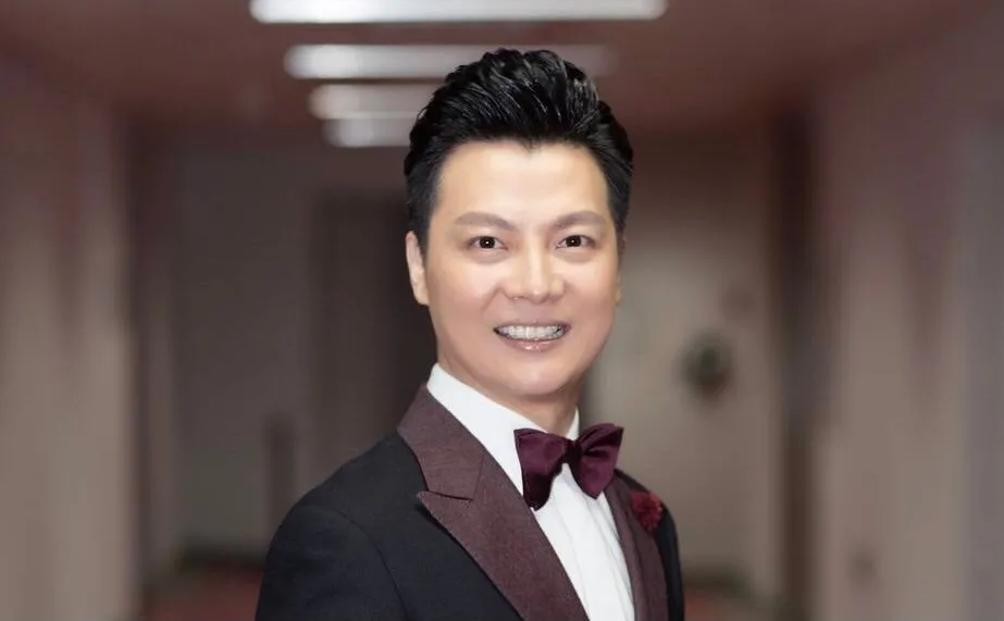 任鲁豫为何能站央视c位?