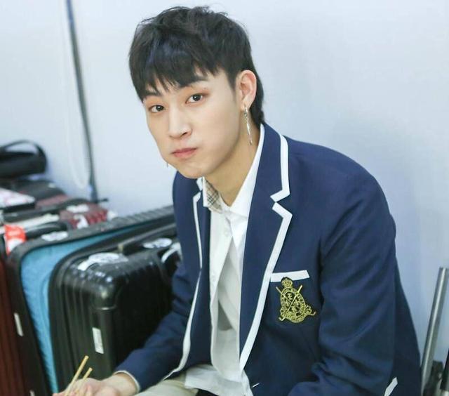 否认got7已经解散,队长林在范在直播中表示:我们不会轻易分开的