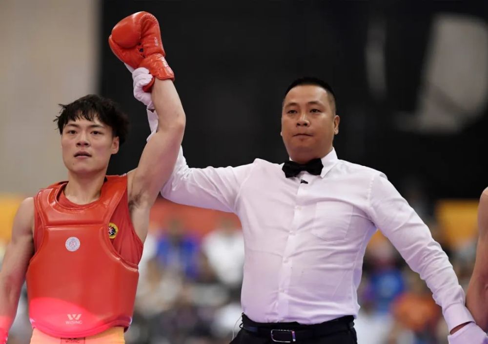 人物散打少年英豪世界冠军潘乐杰