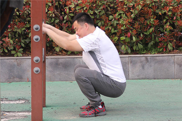 小便多|一喝水就有尿和喝多也没尿，哪种才是健康的？小便多就是肾不好？