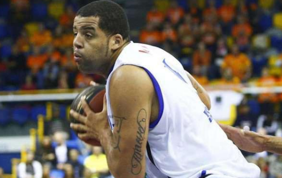 拥有汉字纹身的nba球星:马丁引得姚明大笑,艾弗森印象深刻_腾讯新闻