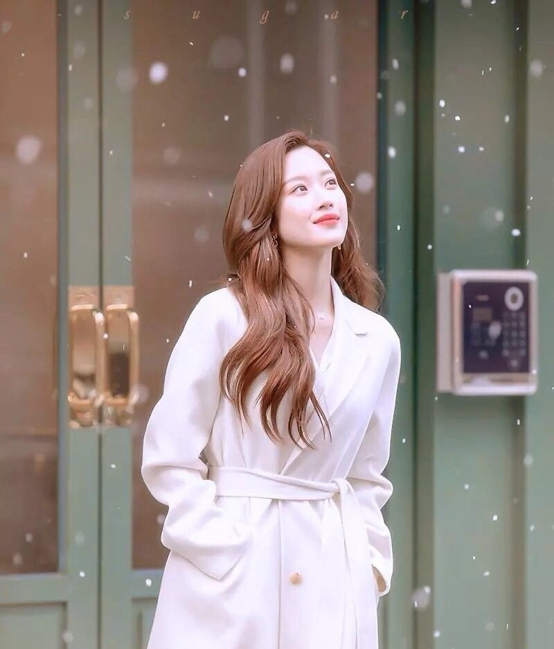 文佳煐头像壁纸,女神降临拉低了欧尼的颜值_腾讯新闻