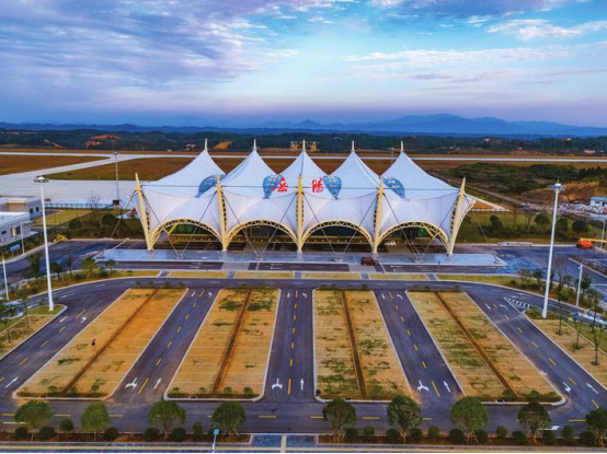 湖南新机场选址不是长沙也不是岳阳投资10亿落在一座小城市