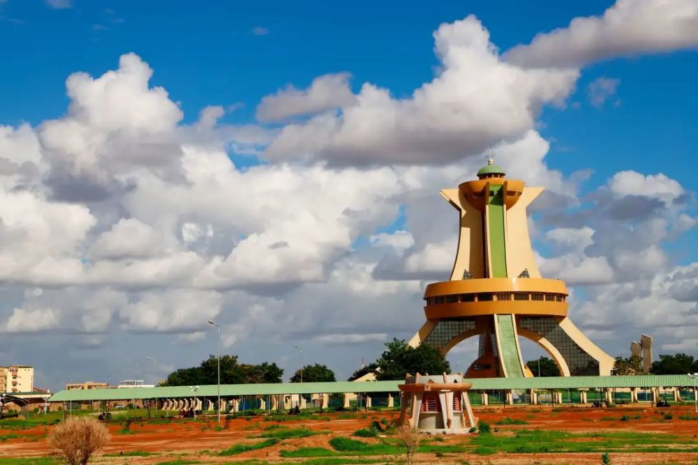 礼行天下君子国布基纳法索的礼俗