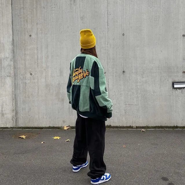 壁纸这个vibegirl的穿搭风格什么水平