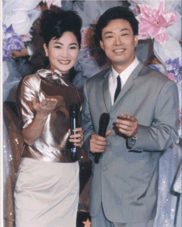 白冰冰曾被费玉清骗进猪圈下山放声痛哭之后感激他一生