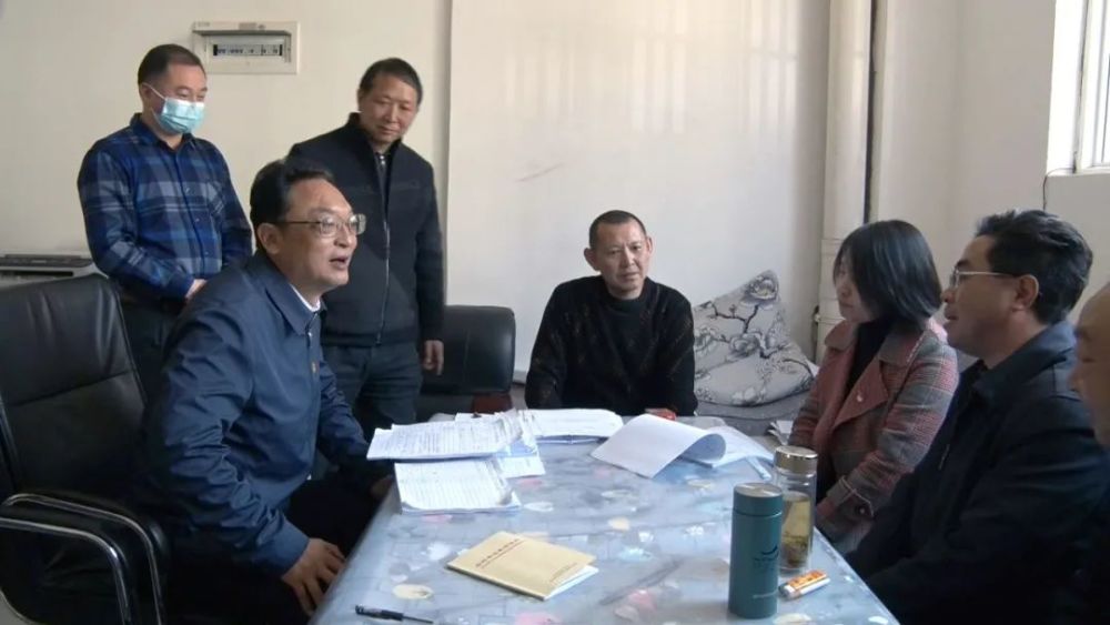 马忠华到鲁甸卯家湾等地调研