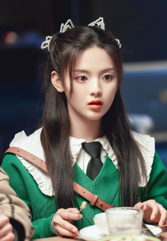 杨超越真是可爱的鲤鱼少女太可爱太让人喜欢了