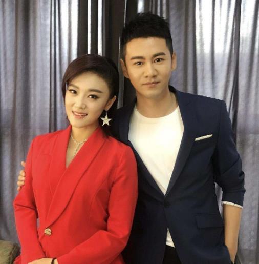 王小玮凭星光大道走红与丈夫分道扬镳新搭档身份背景不一般