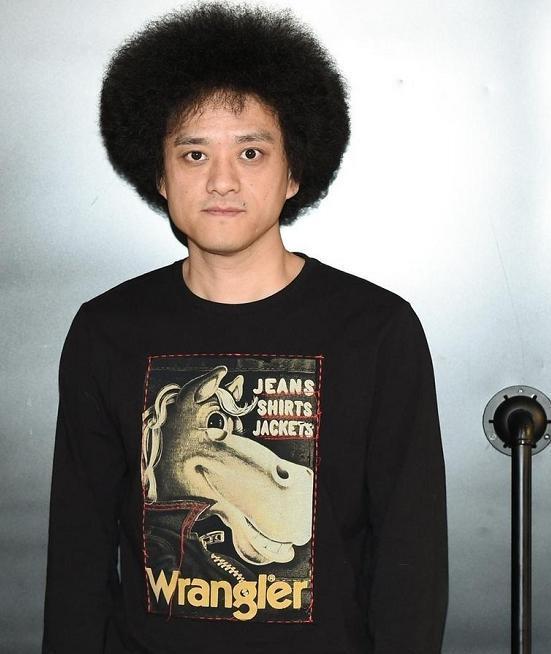 音乐人赵英俊离世,享年43岁,他的"小红花"鼓励温暖了很多人!