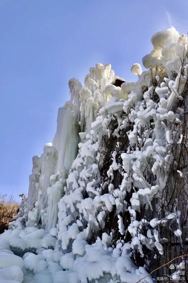 洛陽市冰雪奇觀,童話王國.萬安山七彩大峽谷賞冰掛