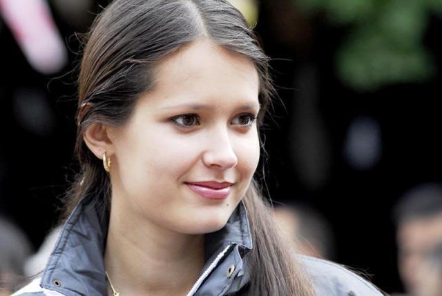 该国遍地混血美女,却常被误认作中国边境人民,即将对