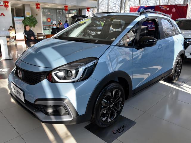 飞度的变种车,小巧灵活还省油.实拍本田life