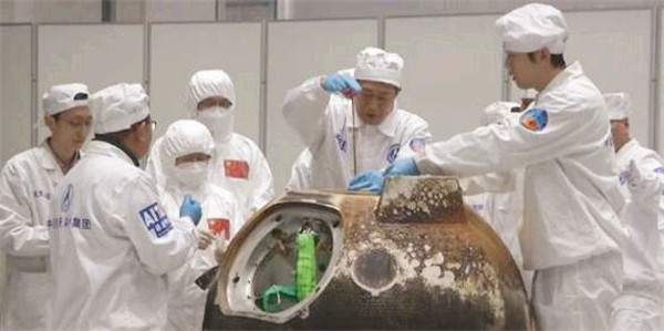 月壤|嫦娥五号顺利返回地球，带回月壤与当初美国一对比，却发现大问题