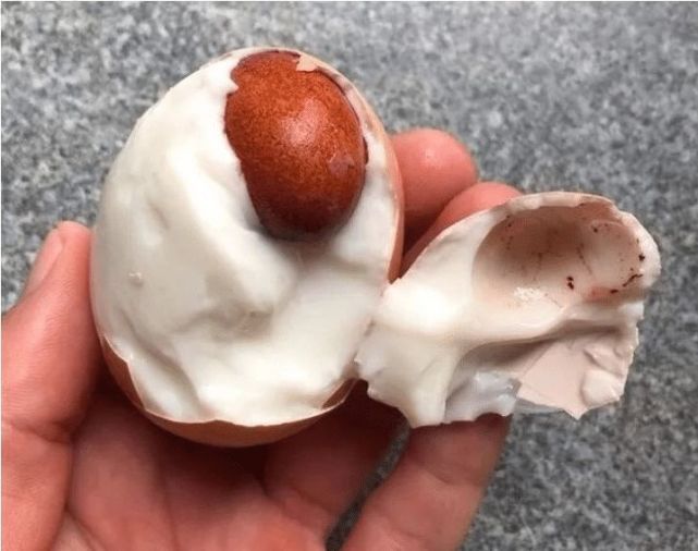 什么情绪会起鸡皮疙瘩(为什么心情难过会起鸡皮疙瘩)