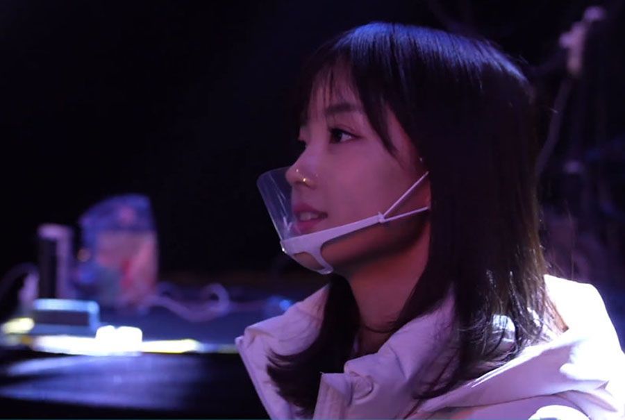 有种春晚证件照叫做王冰冰看到素颜后其实上天还是很公平的