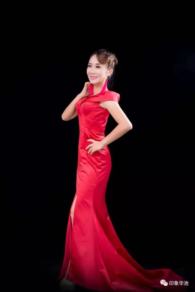 艺术大厅优秀演员张娟