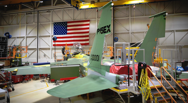 而回头研发出了f-15的隐身版f-15ex"沉默鹰"战斗机