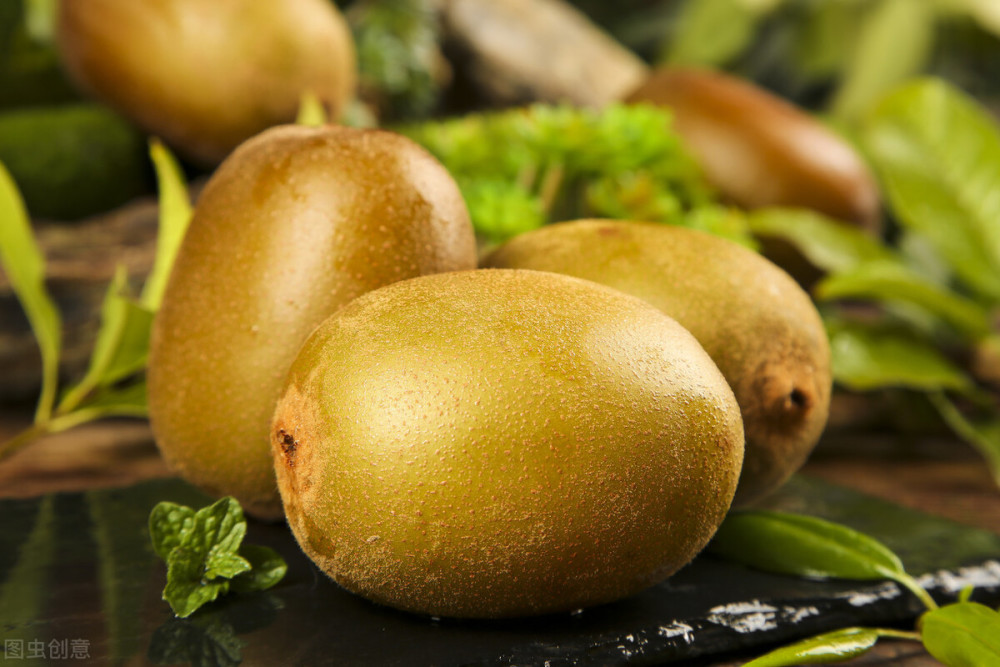 猕猴桃|众怒：猕猴桃早被指责过早采摘问题，始终不改遭“唾弃”！没人买