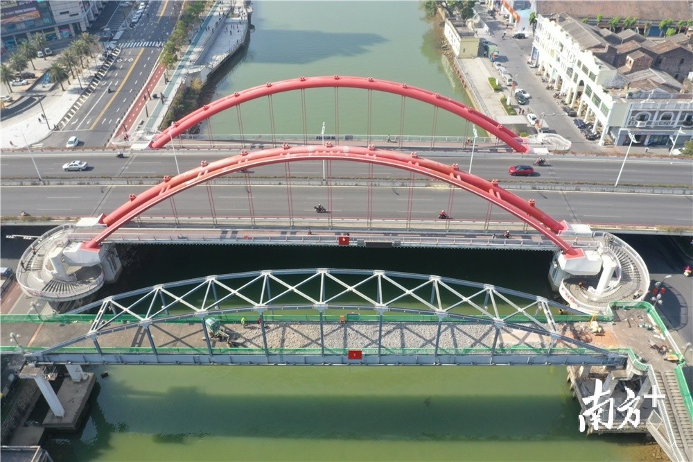 随着时间的推移,铁桥逐渐老化,胜利大桥建成通车也替代了铁桥原有的