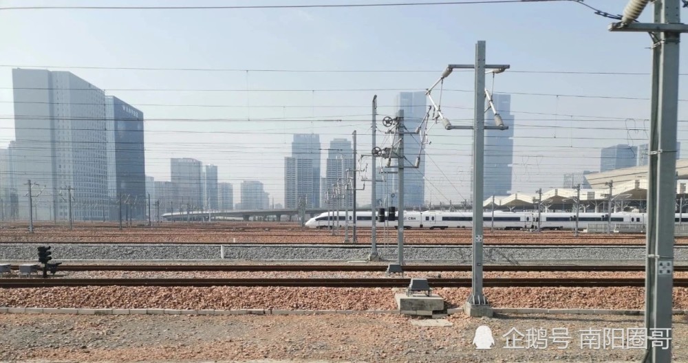 目前执行g8361/4次,g3131/4 g3132/2次(仅供参考)