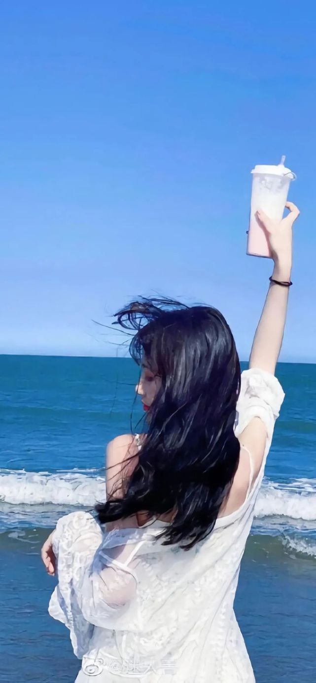 今天小编就带来一期美女壁纸吧,主要包含清纯,性感,气质,唯美意境等多