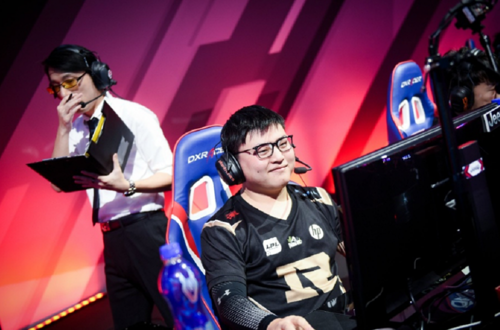 rng白心uzi退役的想法由来已久复出可能性较低