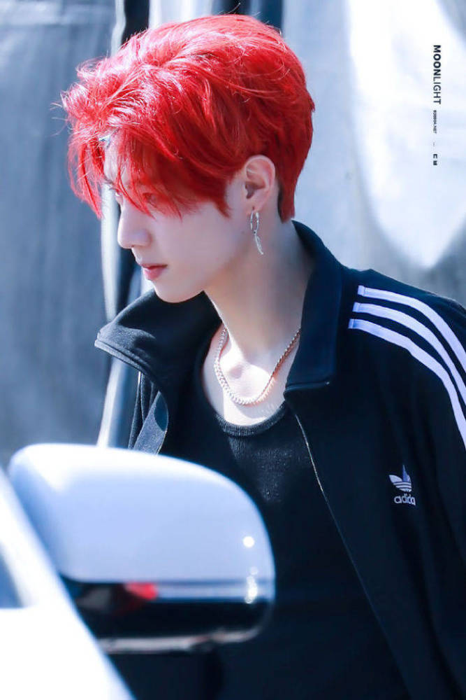 当男爱豆们染上红发