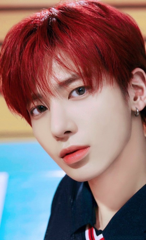 当男爱豆们染上红发