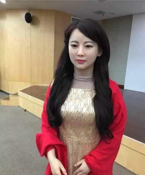 日本美女机器人成功研制,具备女朋友所有功能,上市一小时被卖空