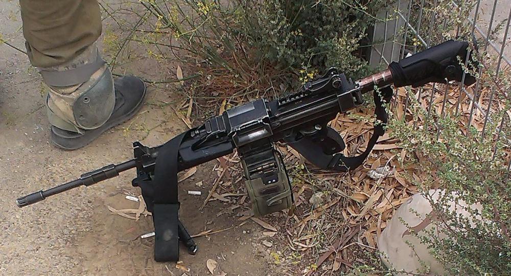 6000把以色列新型机枪立即装备高原前线印军对手缺乏此类武器