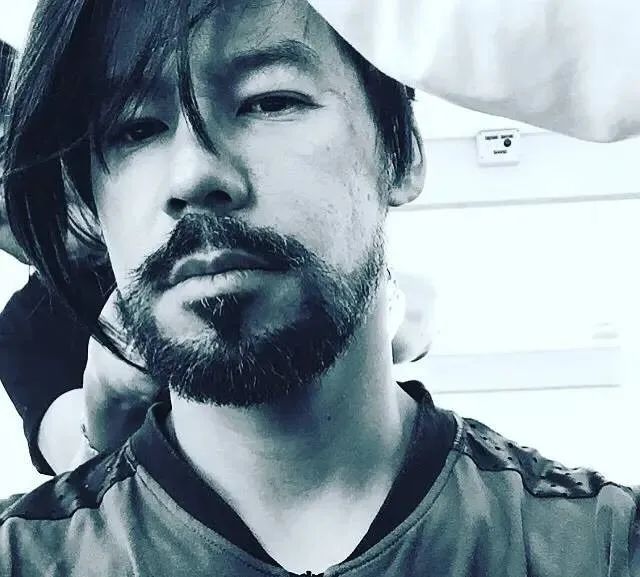 47岁绿叶演员徐荣,与林峯,杨怡是同期好友,却始终不愠不火