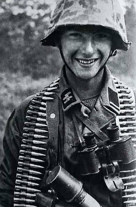 日-1943年2月26日"骷髅"装甲步兵师"兰格马克"摩托车营"帝国"党卫军工