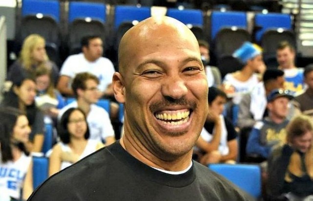 乔丹选中三球时球爹说的是大实话三球就是黄蜂的球星应该直接打主力