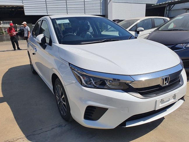 新一代本田锋范海外版曝光,设计像雅阁,可惜全系三缸!