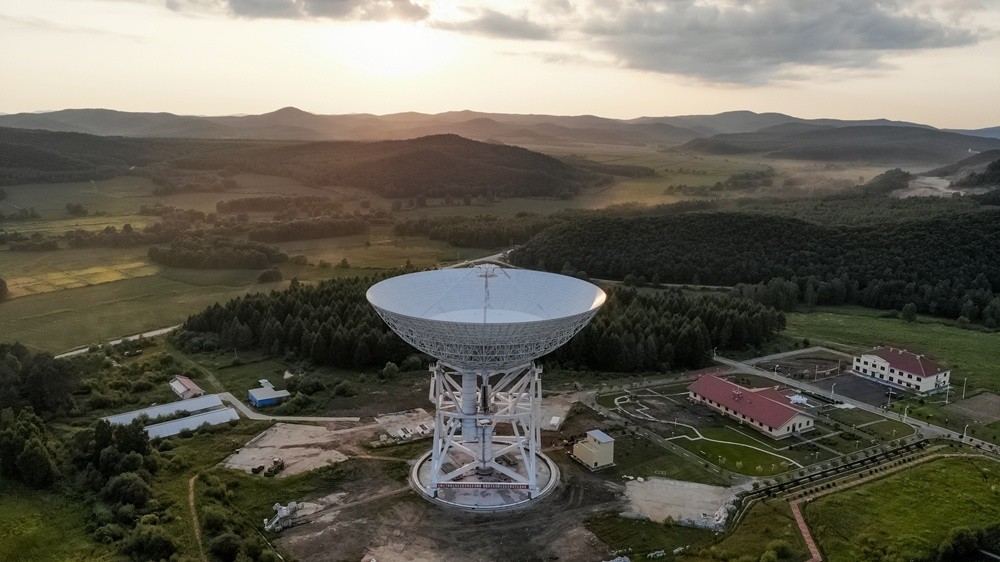 火星|天问一号传回首幅火星图像，这根“大天线”功不可没！