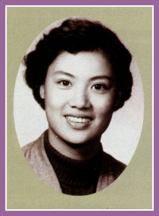 秦文和姐姐秦怡一样美貌,事业比不上姐姐,家庭比姐姐更幸福