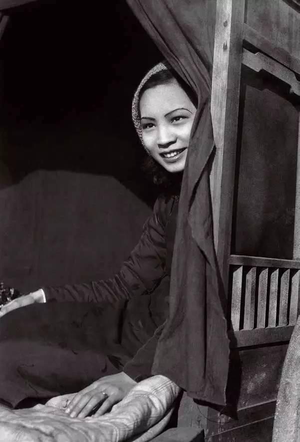 王人美:两任丈夫都是著名帅哥,儿子夭折,晚年精神失常瘫痪在床