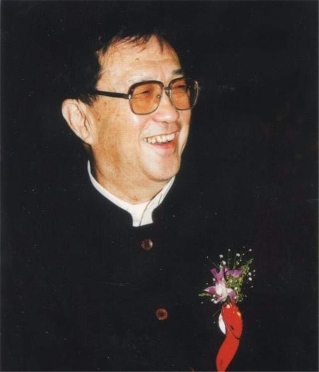 父母自杀,4个孩子2个智力低下,晚年2儿又早逝|谢晋|导演|谢衍|谢导|谢